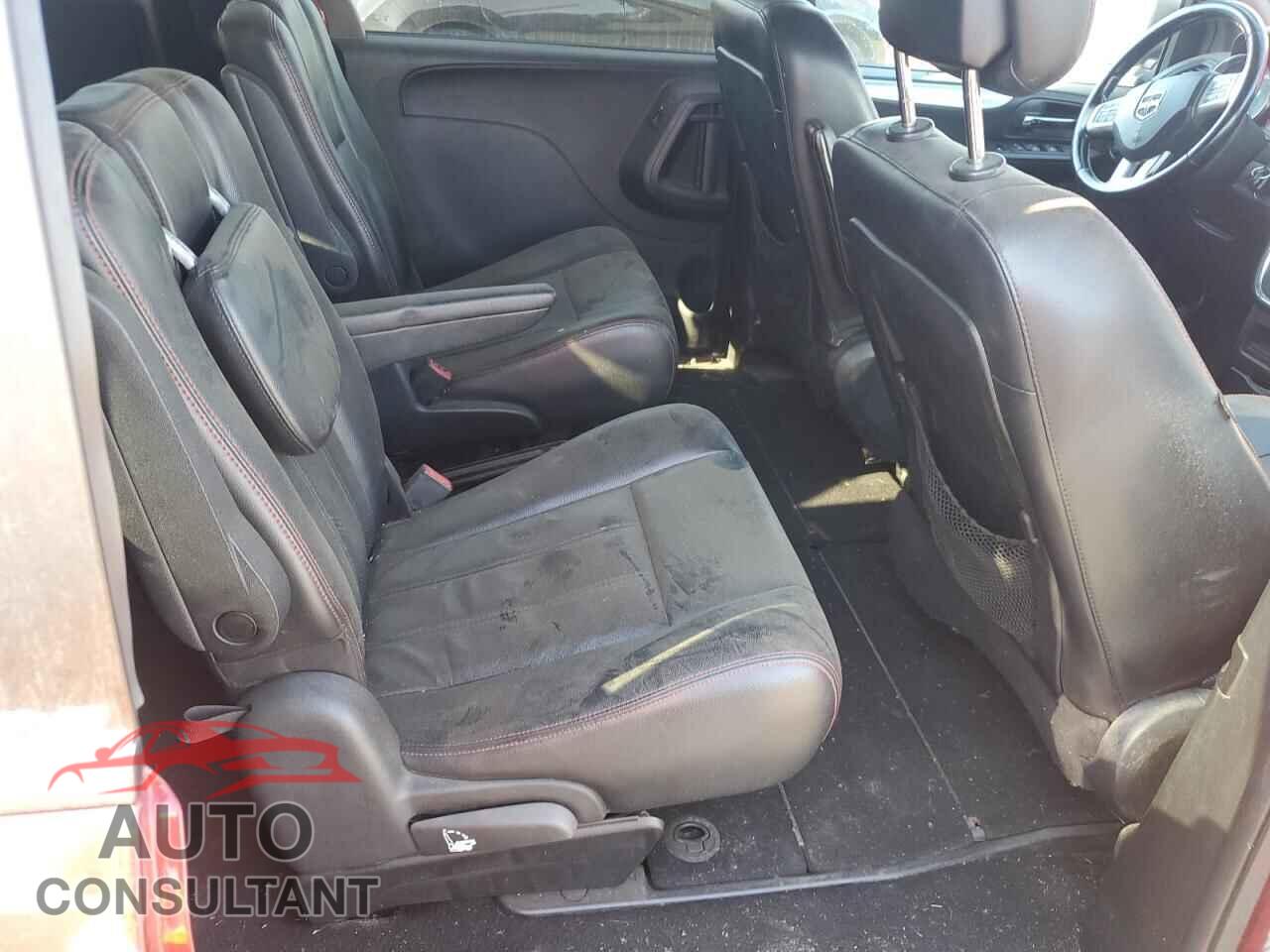 DODGE CARAVAN 2011 - 2D4RN7DG5BR738526