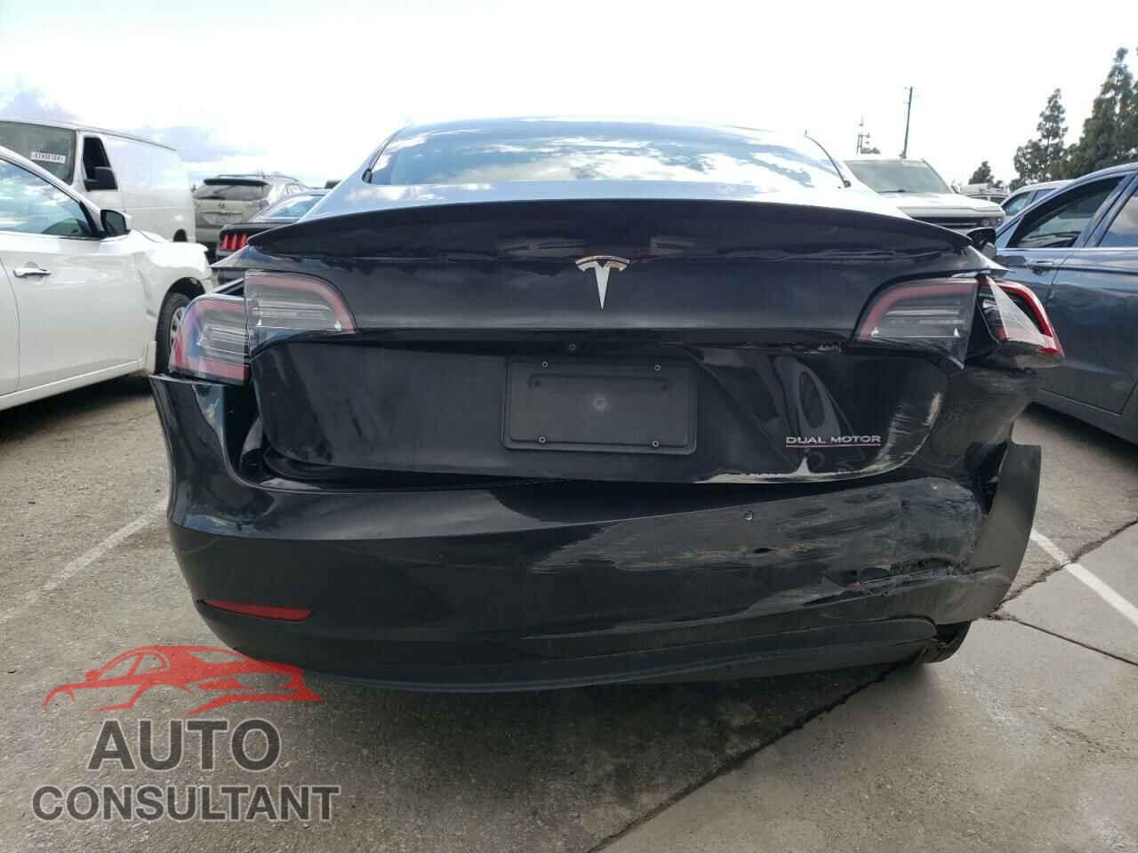 TESLA MODEL 3 2018 - 5YJ3E1EA8JF172236