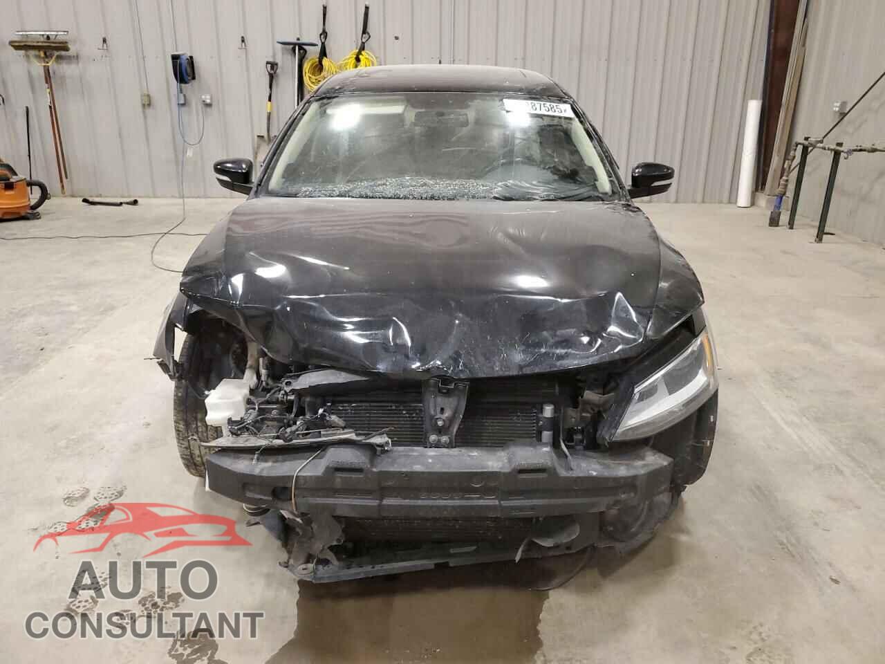 VOLKSWAGEN JETTA 2012 - 3VWLL7AJ5CM414863