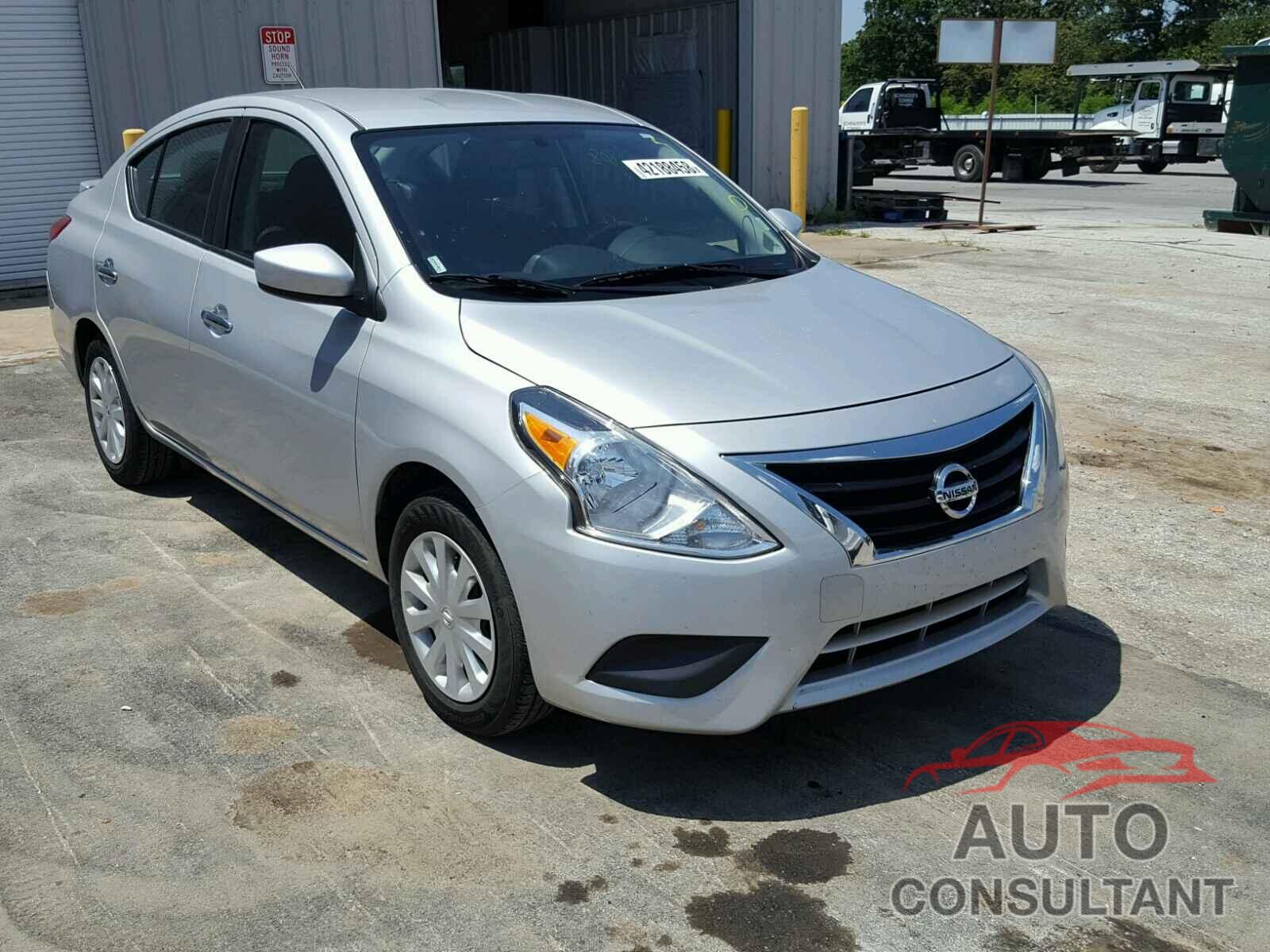 NISSAN VERSA 2017 - 3N1CN7AP2HL814641