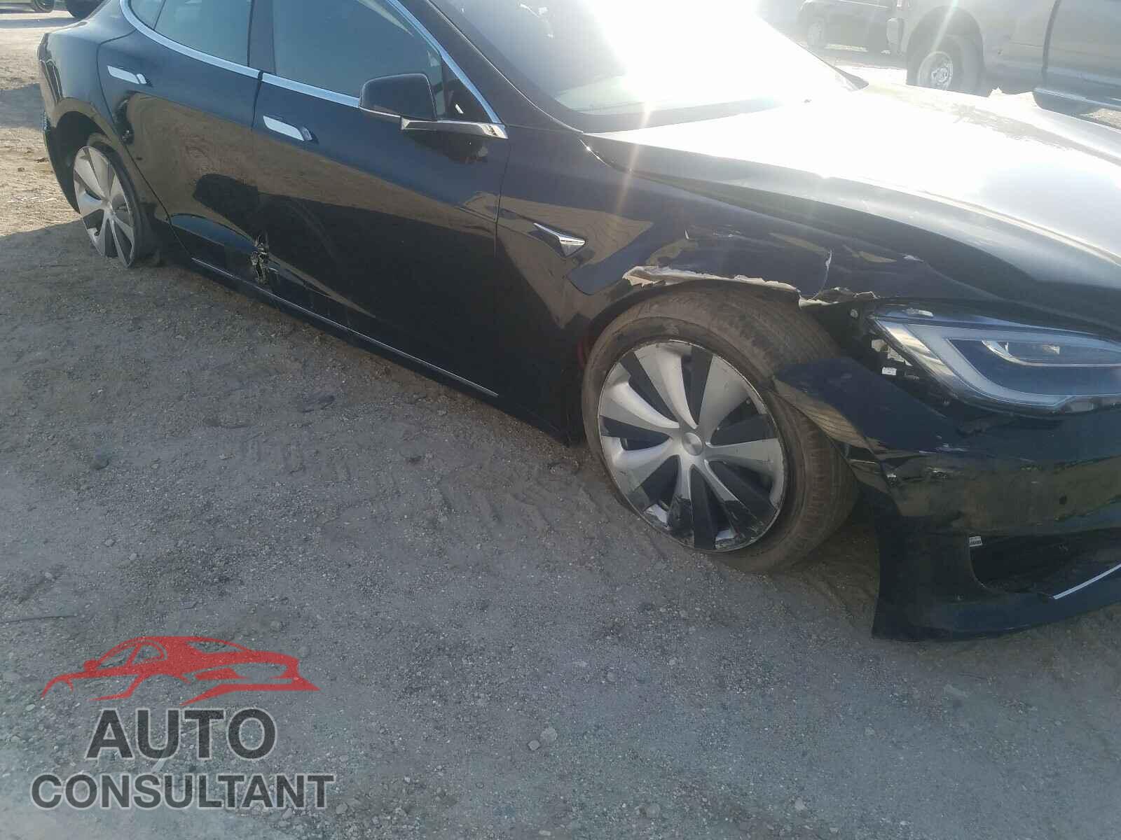 TESLA MODEL S 2021 - 5YJSA1E22MF426592