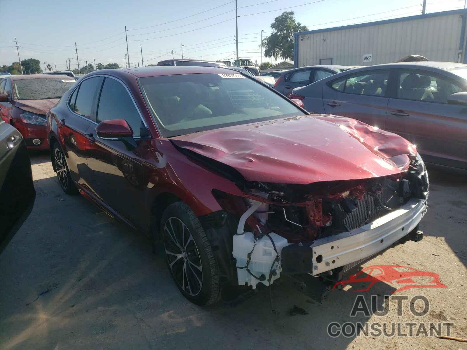 TOYOTA CAMRY 2018 - 4T1B11HK2JU592332