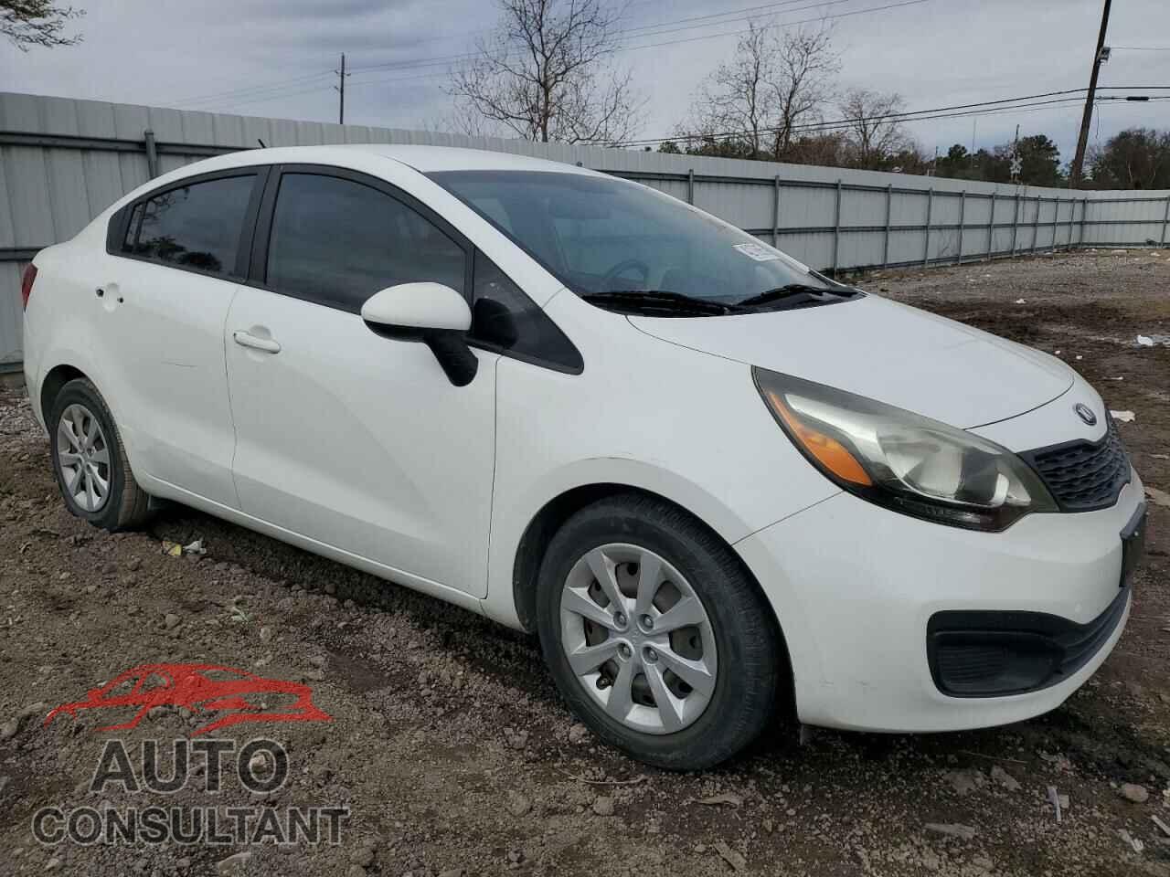 KIA RIO 2015 - KNADM4A3XF6479357