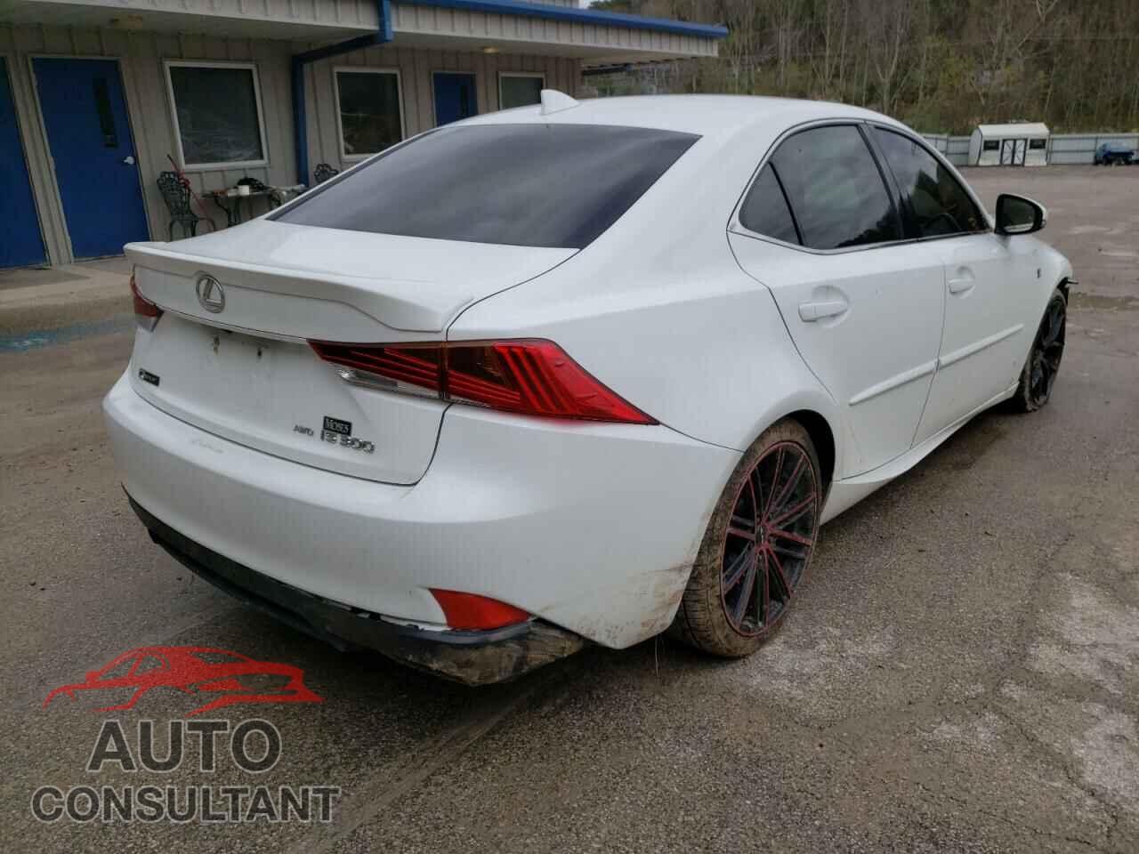 LEXUS IS 2018 - JTHC81D2XJ5026647