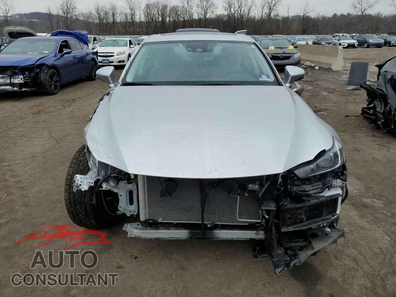 LEXUS IS 2019 - JTHC81D26K5035475