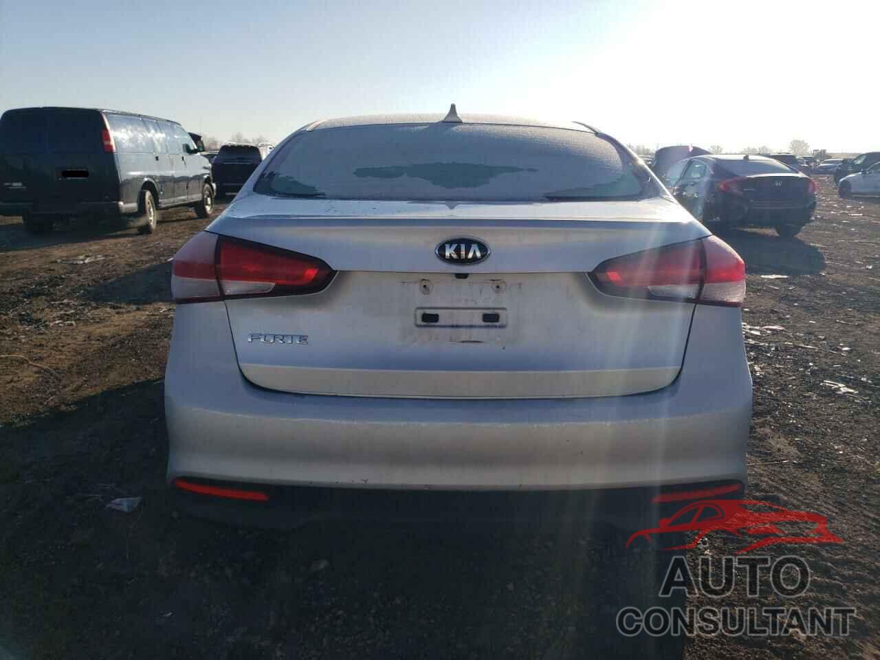 KIA FORTE 2017 - 3KPFL4A79HE149093