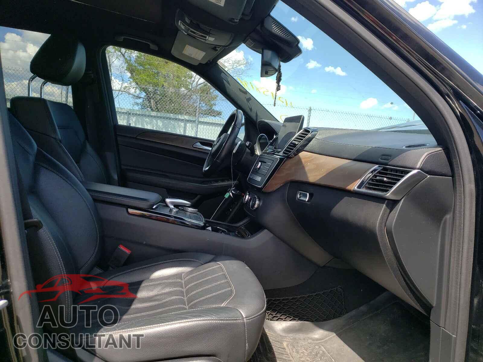 MERCEDES-BENZ GLS-CLASS 2017 - 4JGDF6EE2HA789471