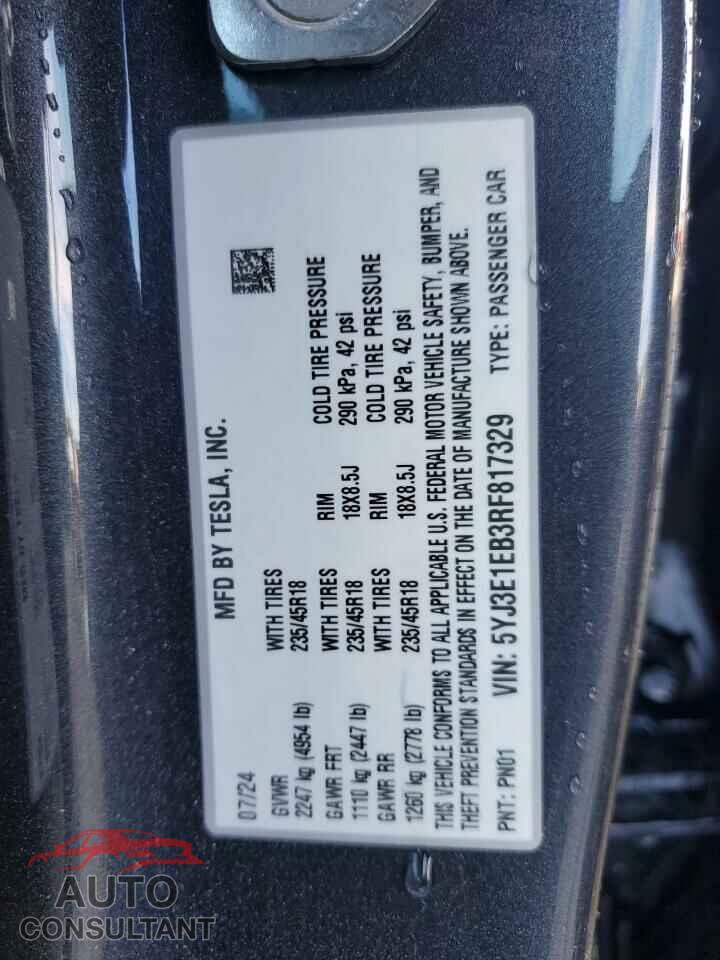 TESLA MODEL 3 2024 - 5YJ3E1EB3RF817329