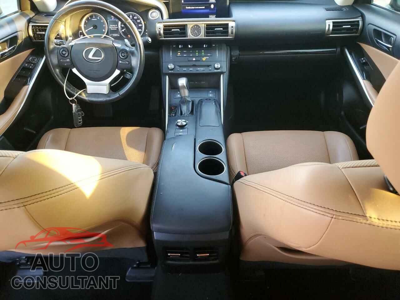 LEXUS IS 2016 - JTHBA1D25G5004502