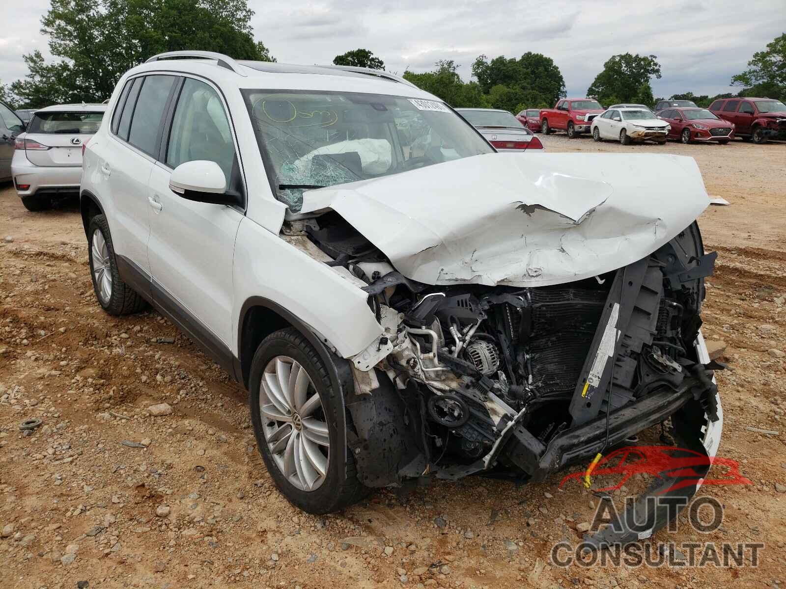 VOLKSWAGEN TIGUAN 2016 - WVGAV7AX5GW540814
