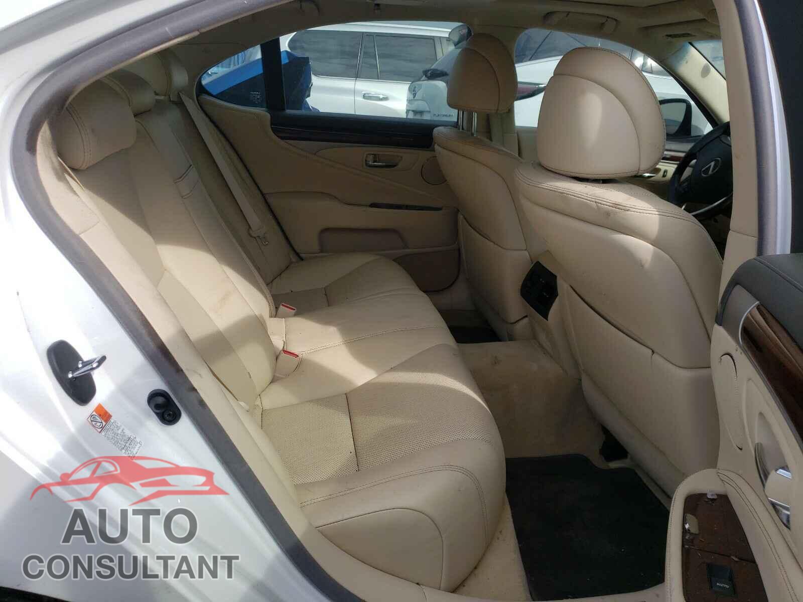 LEXUS LS460 2016 - JTHBL5EF3G5142963