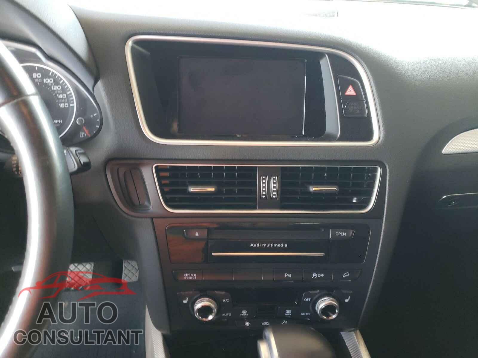 AUDI Q5 2017 - WA1M2AFP9HA077617