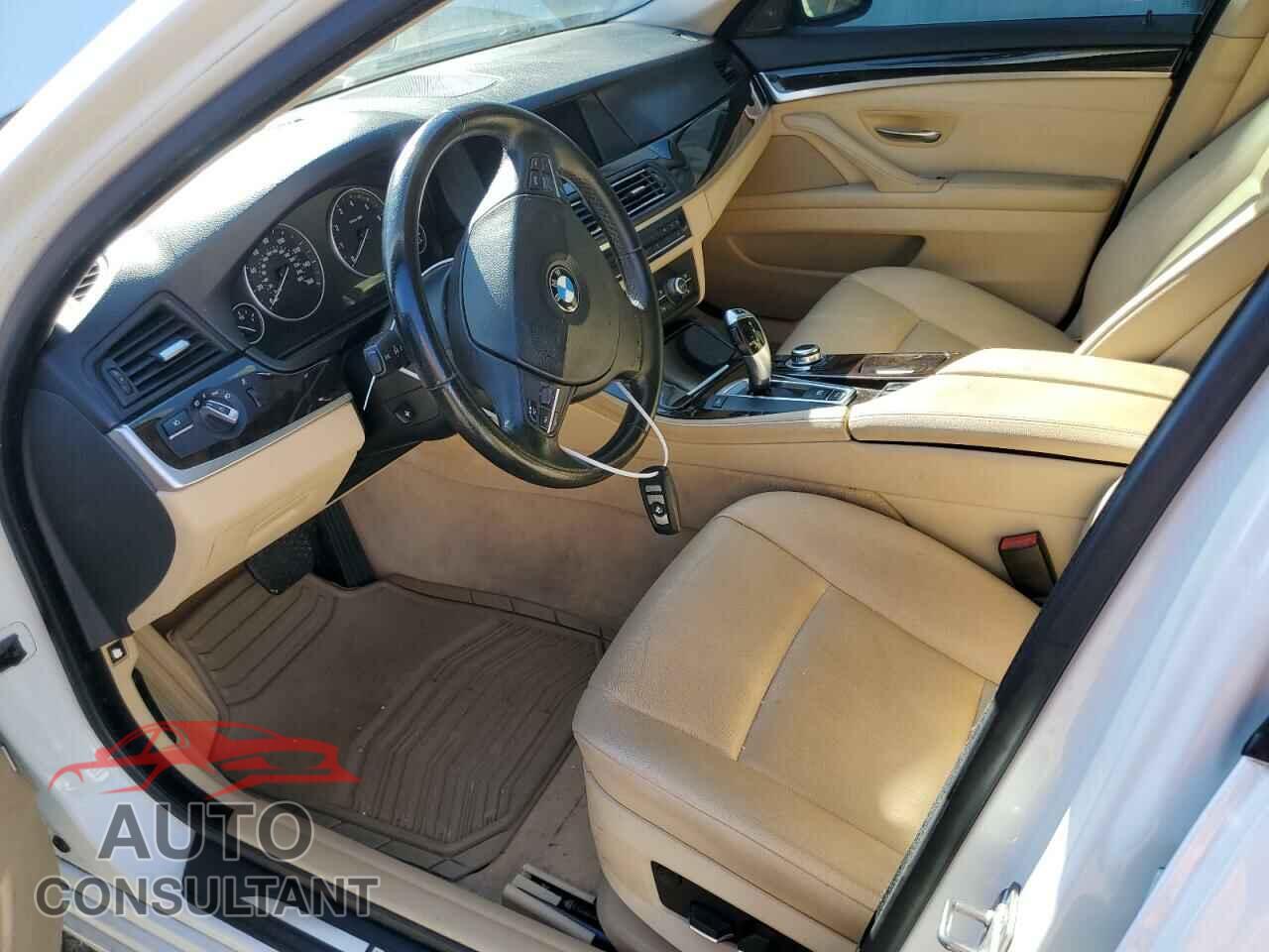 BMW 5 SERIES 2011 - WBAFR1C58BC743887