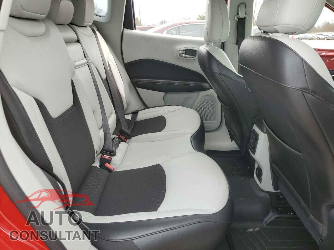 JEEP COMPASS 2019 - 3C4NJCBB5KT832667