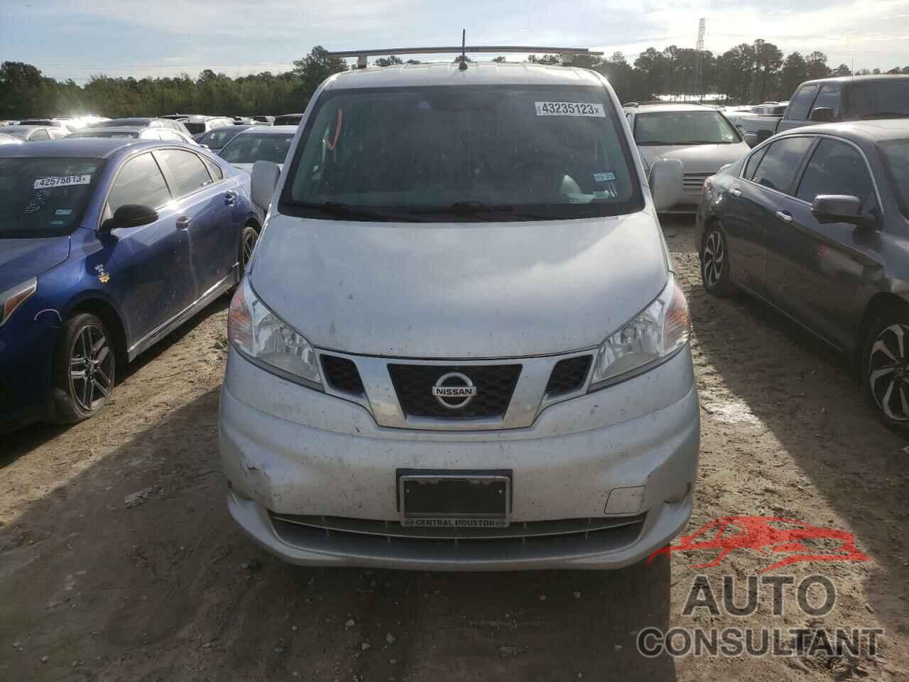 NISSAN NV 2017 - 3N6CM0KN1HK698419