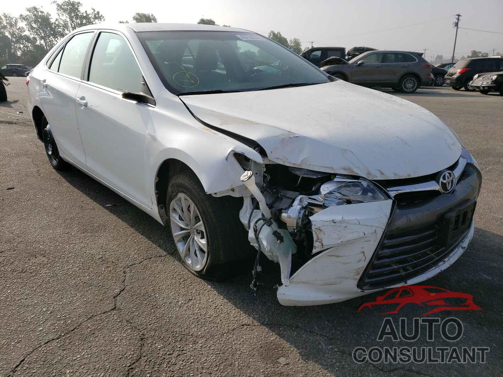 TOYOTA CAMRY 2016 - 4T4BF1FK5GR533696