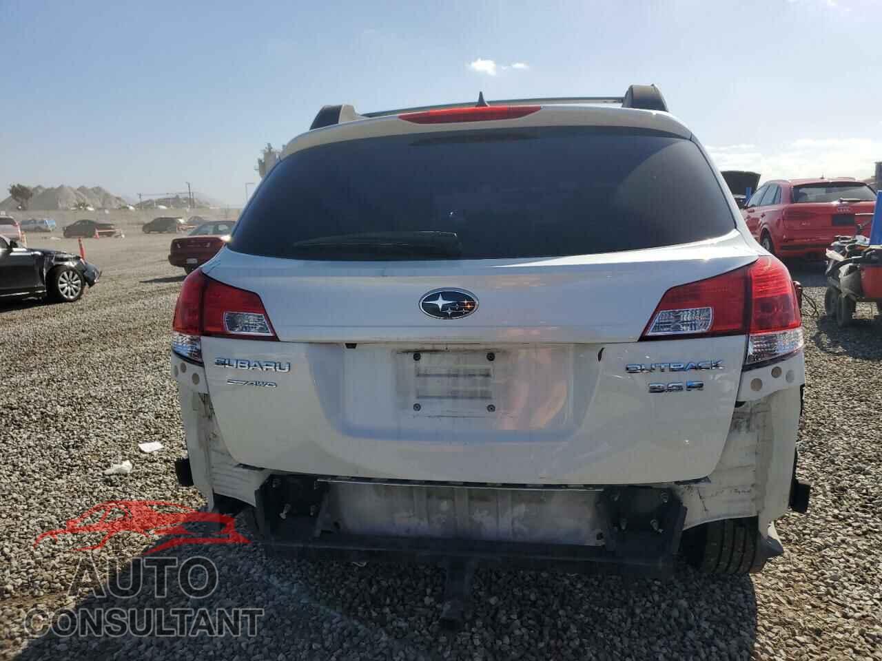 SUBARU OUTBACK 2014 - 4S4BRDPC0E2273128