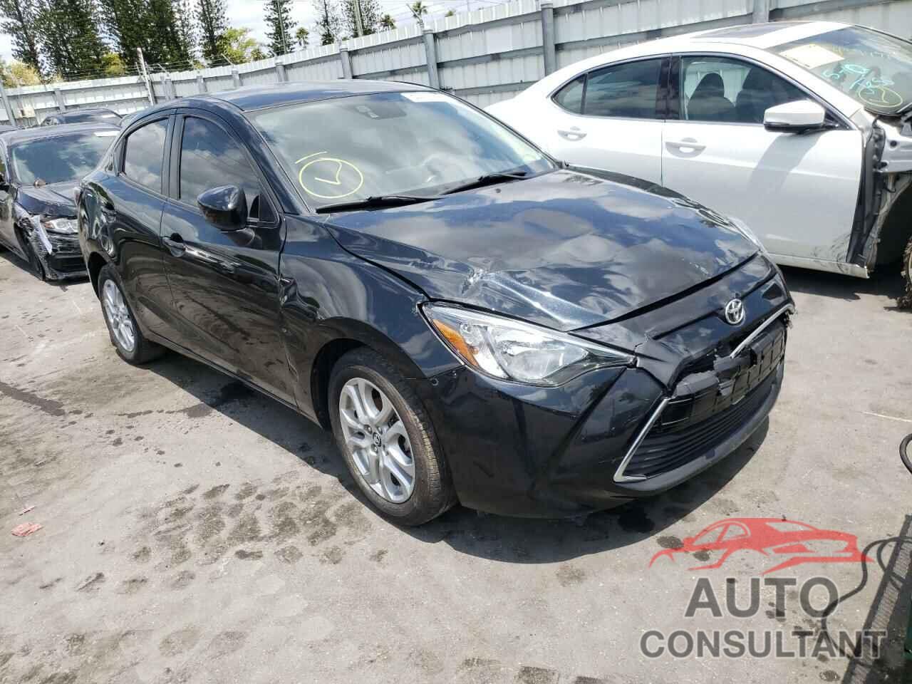 TOYOTA YARIS 2018 - 3MYDLBYV8JY333186