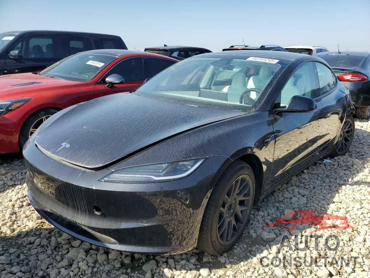TESLA MODEL 3 2024 - 5YJ3E1EA5RF830073