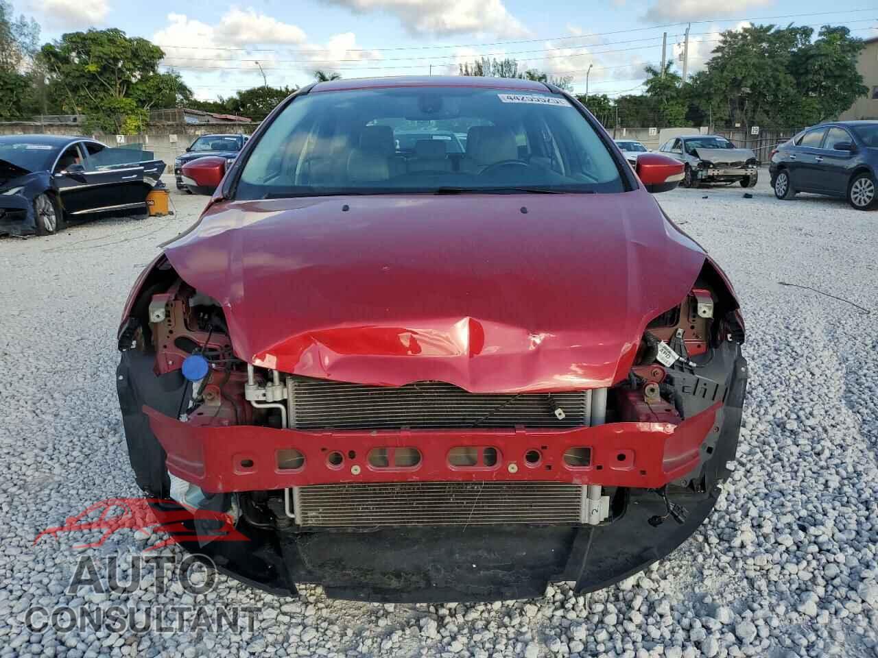 FORD FOCUS 2012 - 1FAHP3M29CL462464
