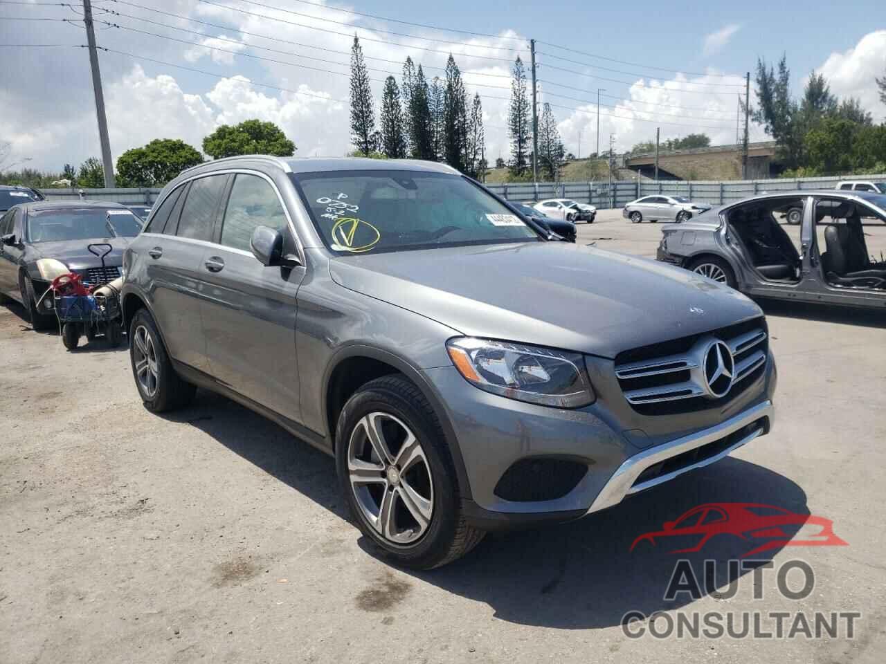 MERCEDES-BENZ GLC-CLASS 2016 - WDC0G4JB8GF040752