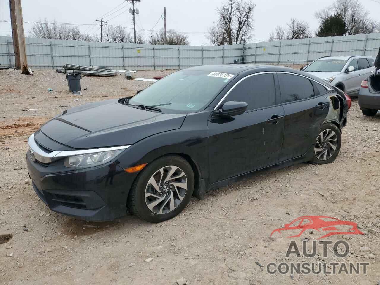 HONDA CIVIC 2018 - 19XFC2F78JE004386