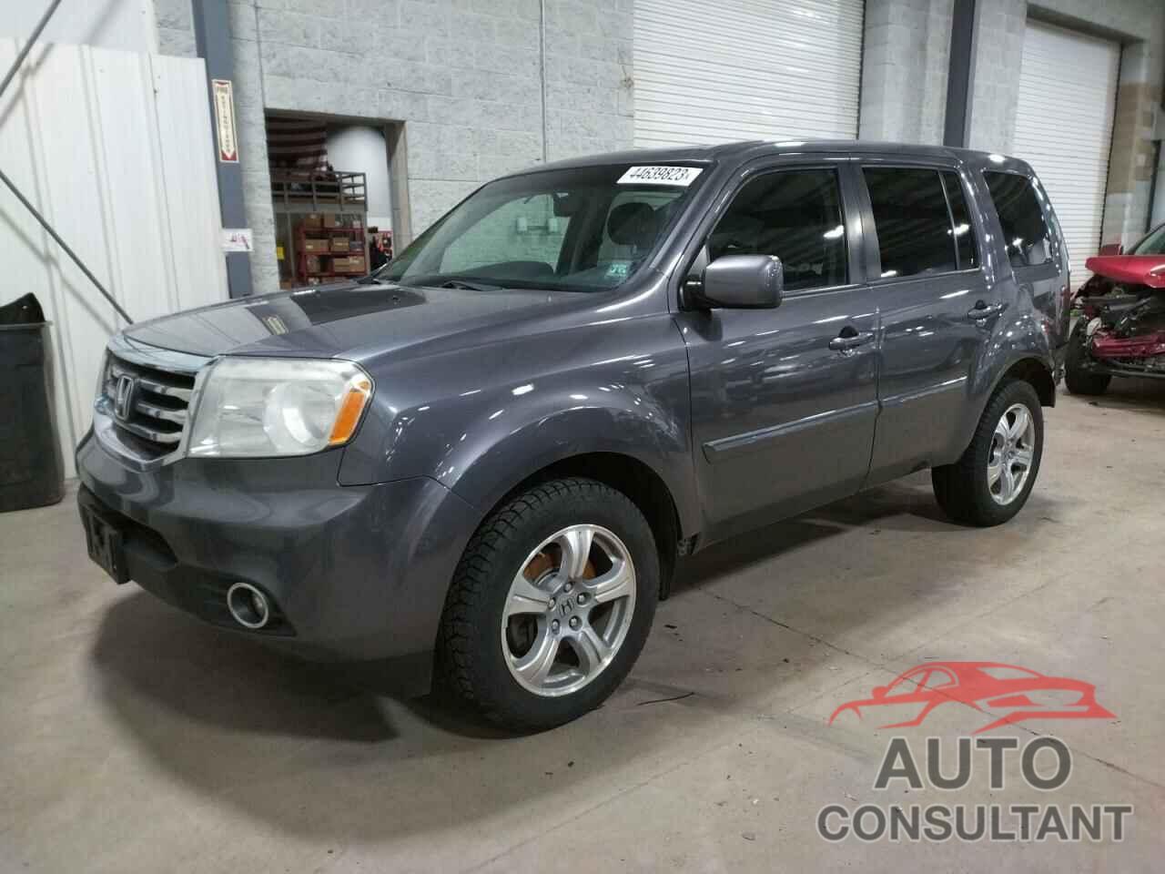 HONDA PILOT 2015 - 5FNYF4H51FB060016