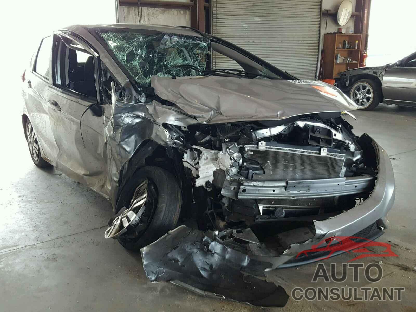HONDA FIT 2016 - JHMGK5H58GX015786