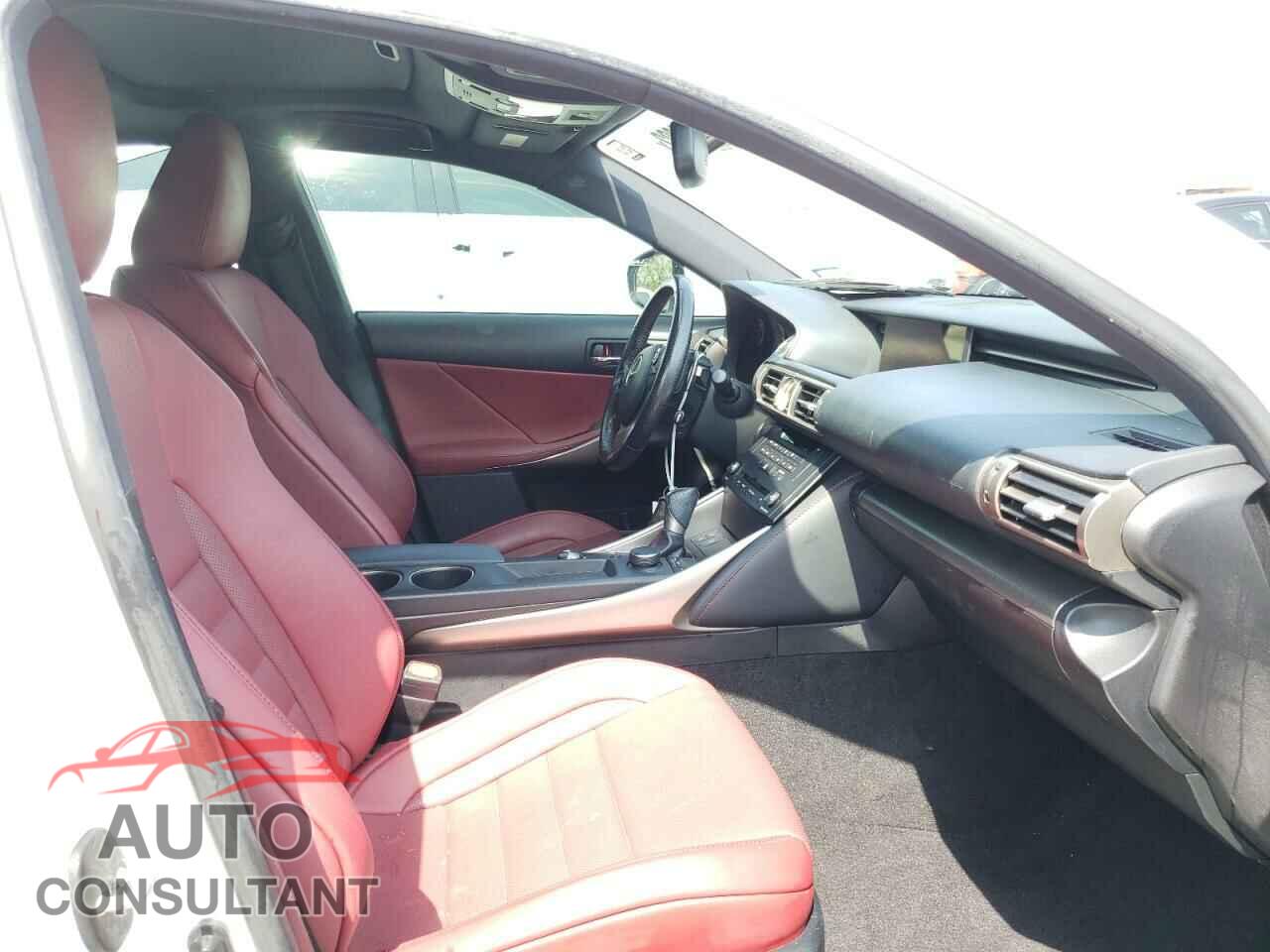 LEXUS IS 2016 - JTHBA1D25G5038651