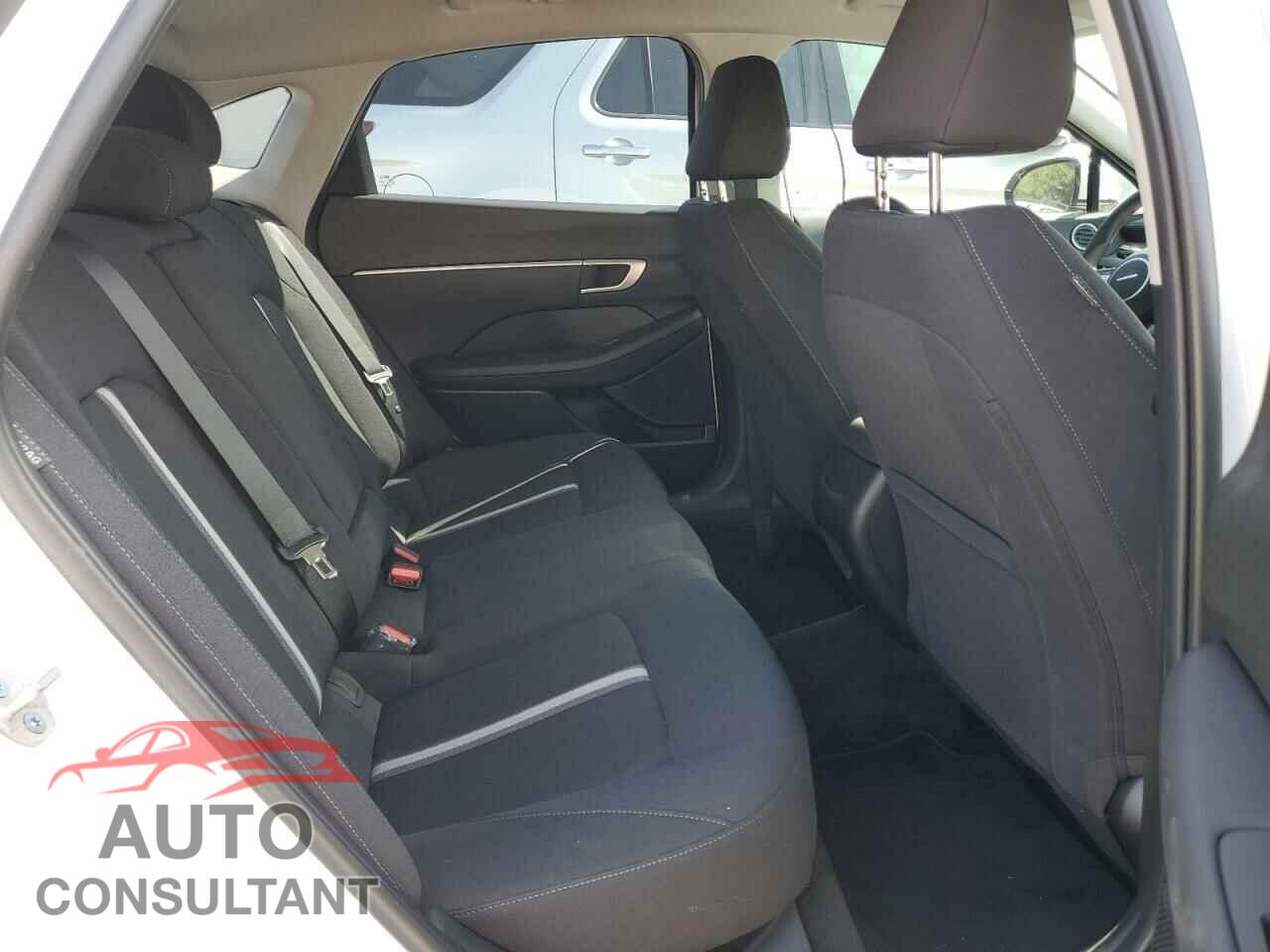 HYUNDAI SONATA 2024 - KMHL64JA4RA395345