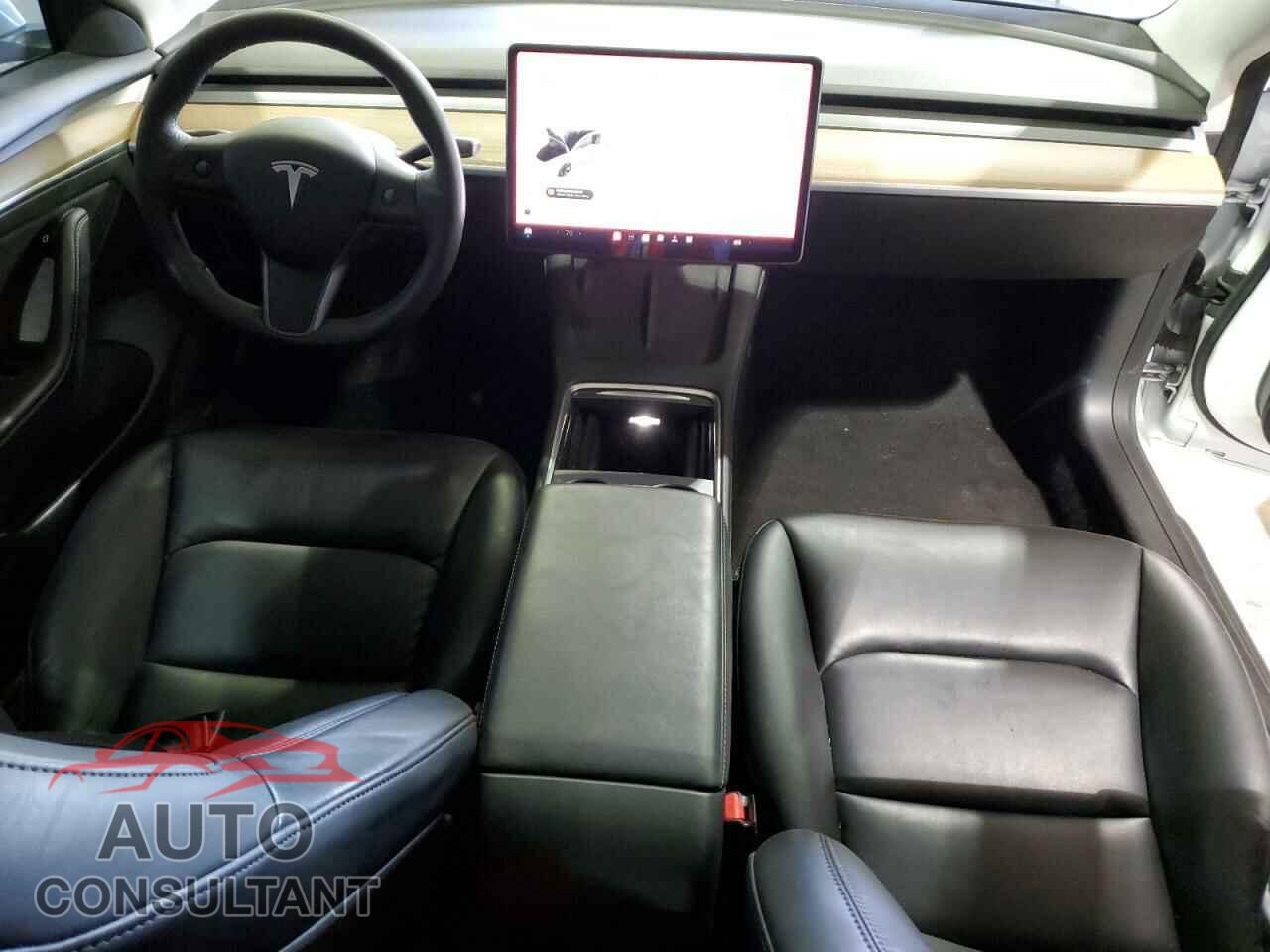 TESLA MODEL 3 2021 - 5YJ3E1EA2MF058625