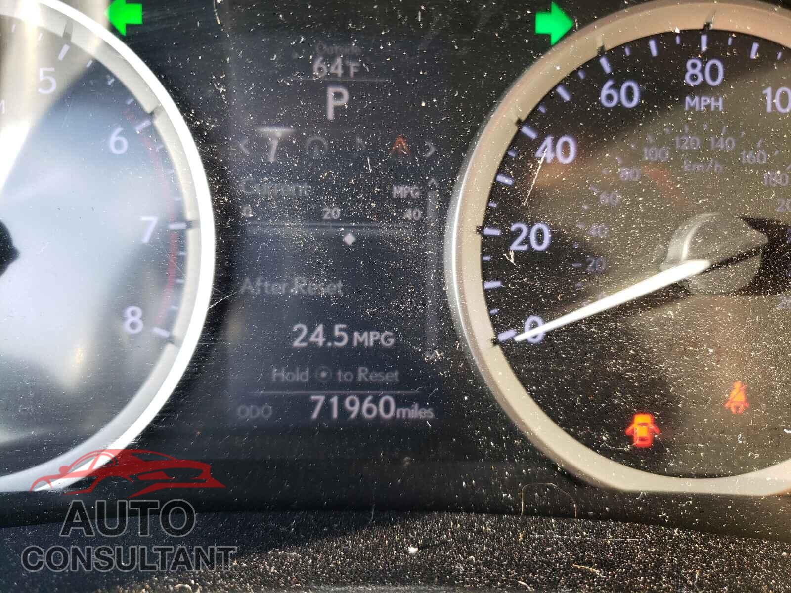 LEXUS IS 2016 - JTHBA1D22G5014873