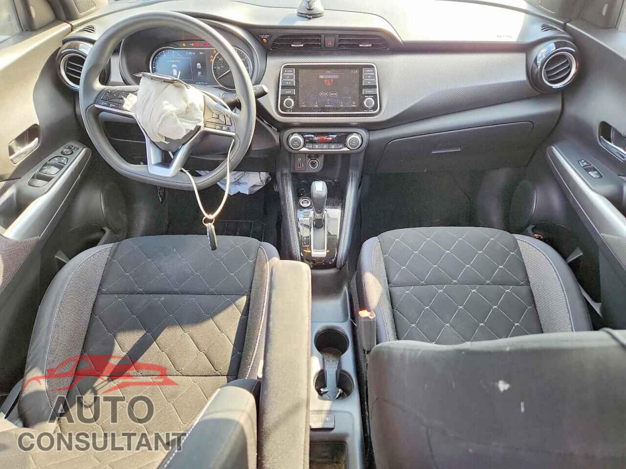 NISSAN KICKS 2019 - 3N1CP5CU3KL544909