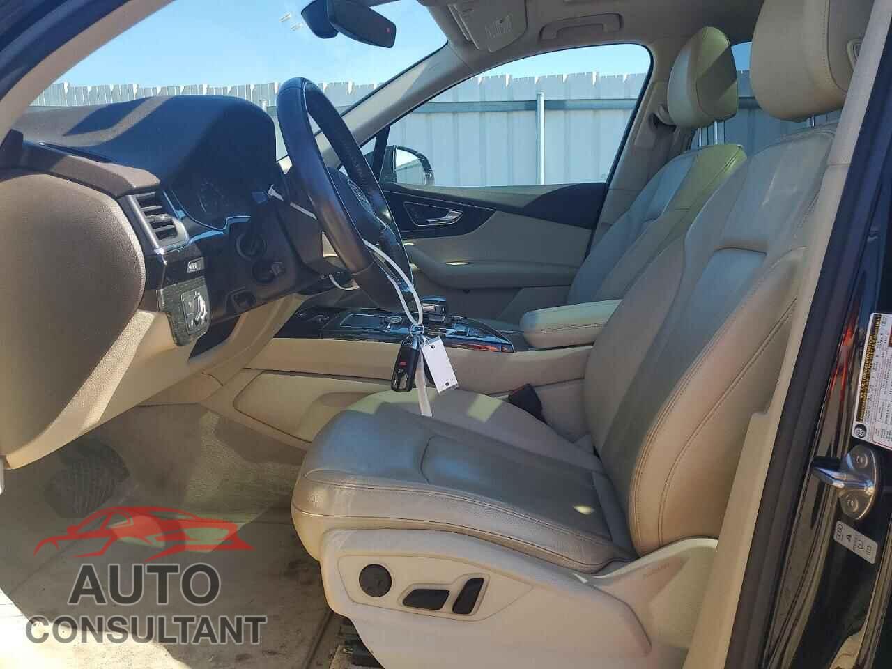 AUDI Q7 2019 - WA1AAAF71KD002373