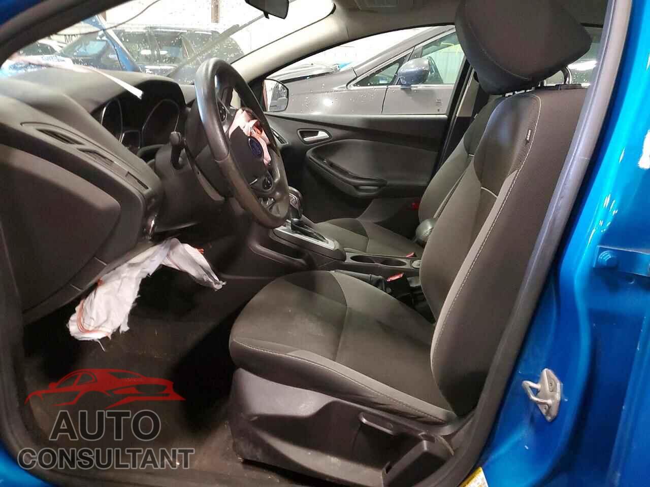 FORD FOCUS 2014 - 1FADP3F27EL174585