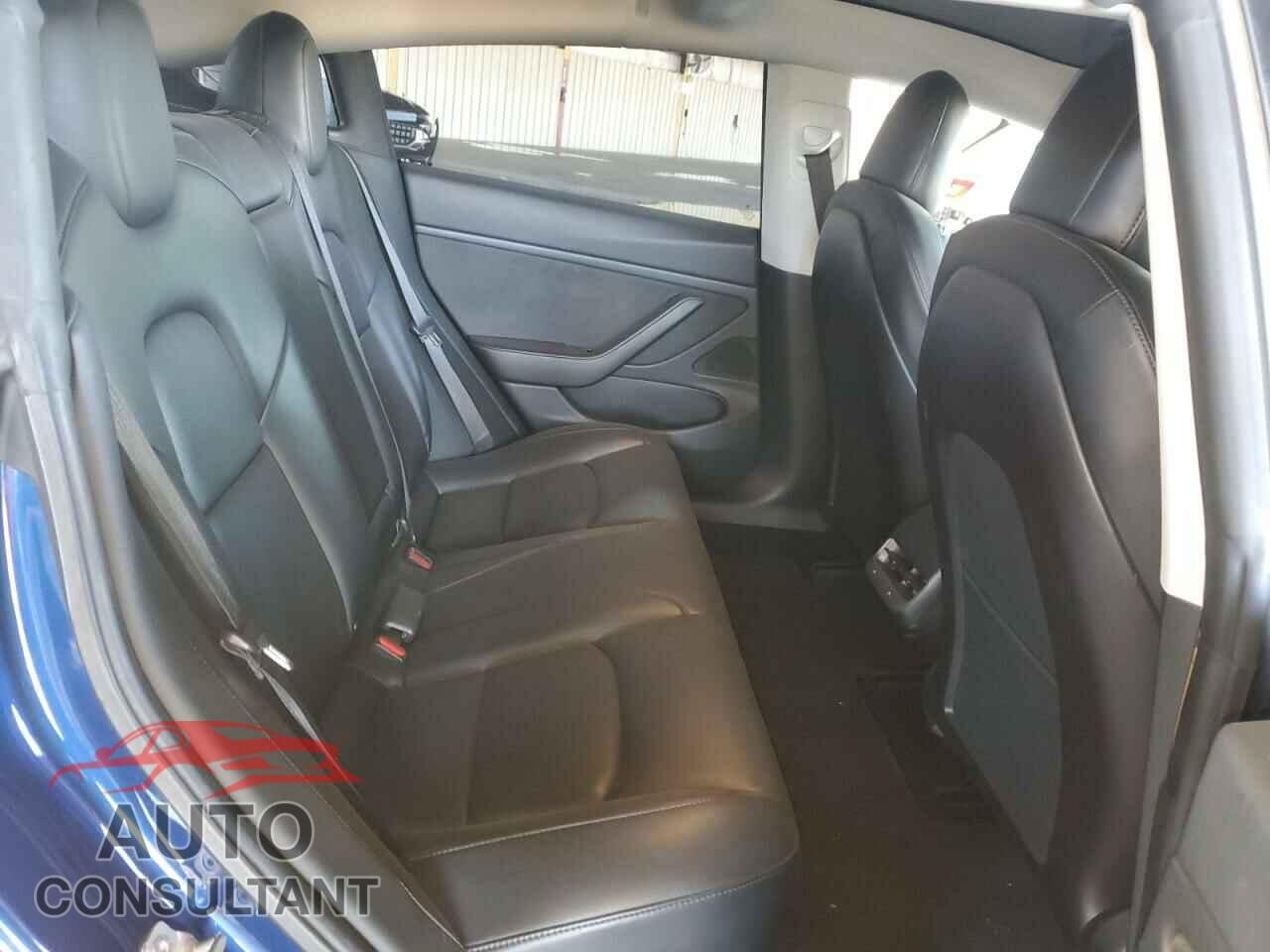 TESLA MODEL 3 2019 - 5YJ3E1EB4KF387641