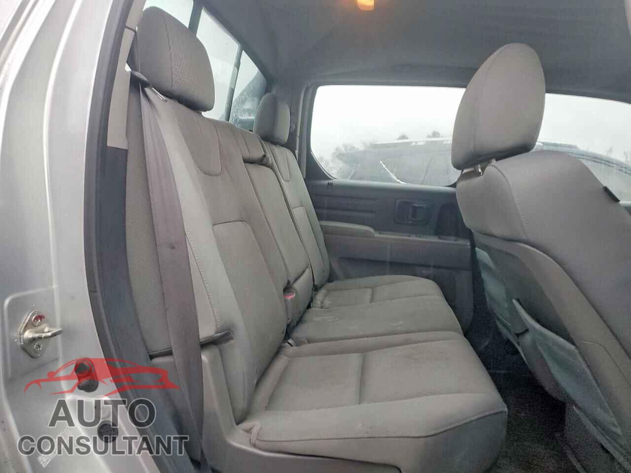 HONDA RIDGELINE 2010 - 5FPYK1F20AB011232