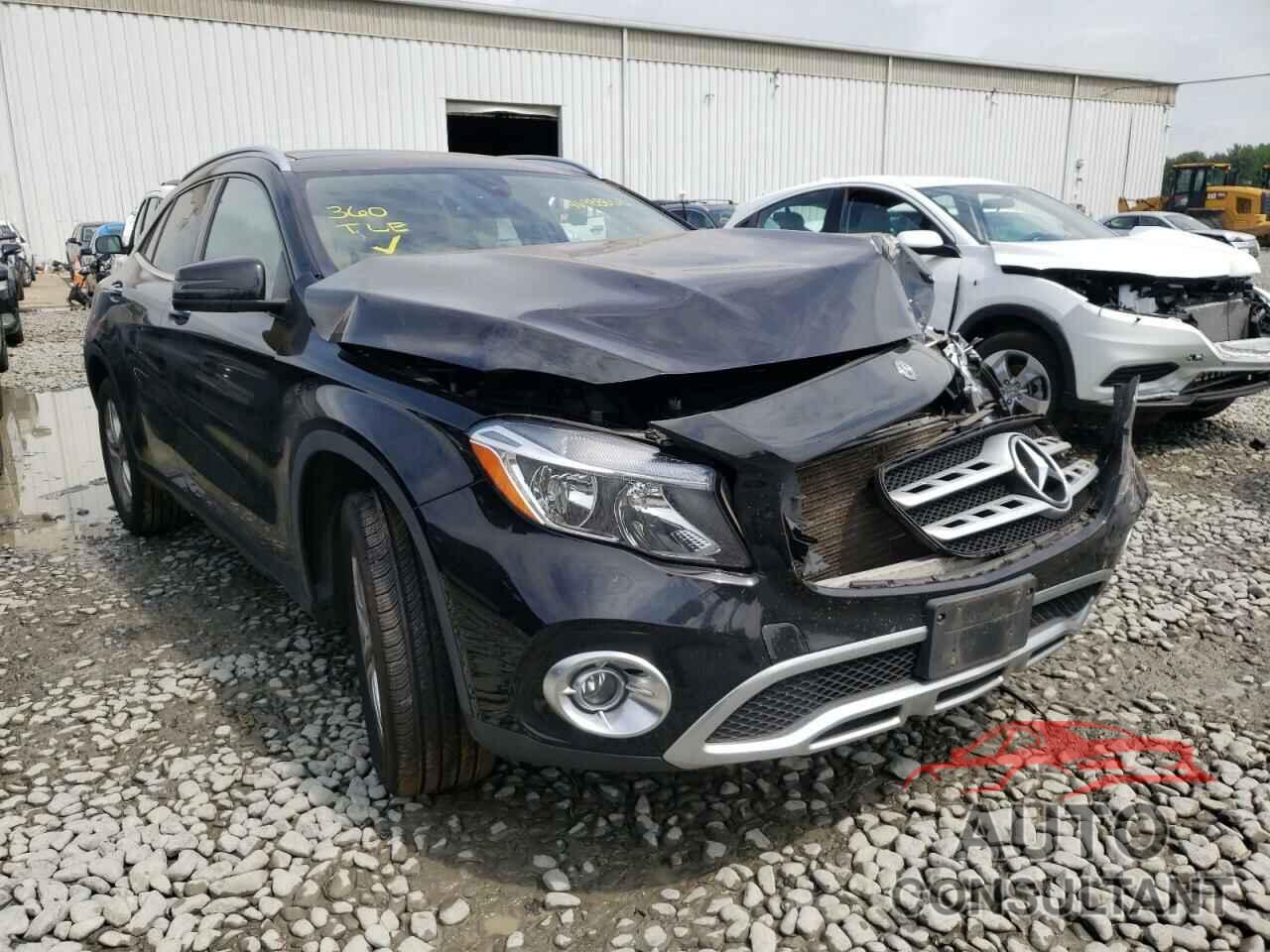 MERCEDES-BENZ GLA-CLASS 2018 - WDCTG4GBXJJ437176