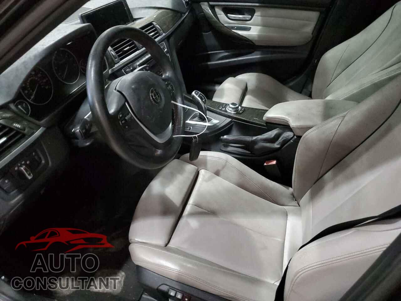 BMW 3 SERIES 2013 - WBA3A9G52DNR97184