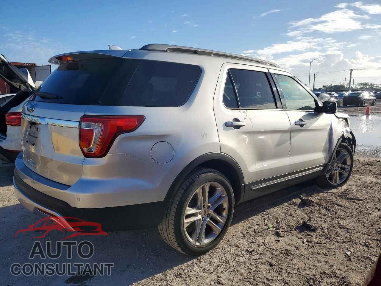 FORD EXPLORER 2017 - 1FM5K7D80HGB43778