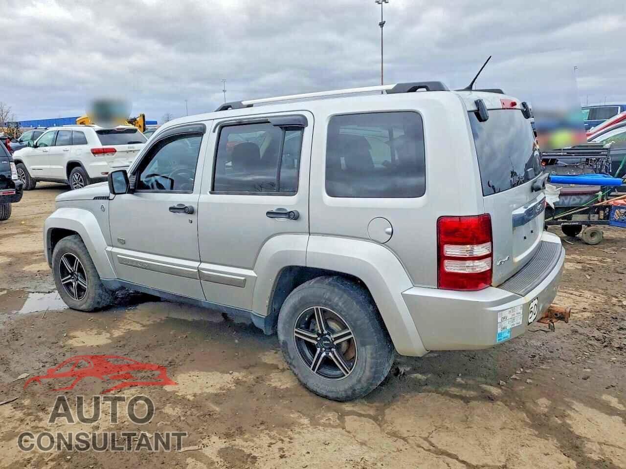 JEEP LIBERTY 2011 - 1J4PN2GK4BW558236