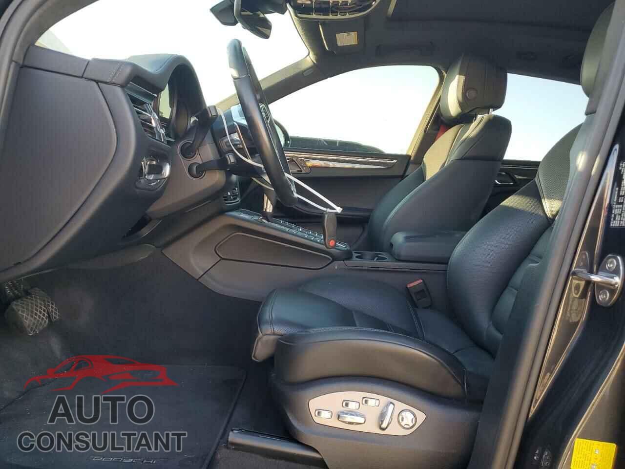 PORSCHE MACAN 2021 - WP1AF2A57MLB60811