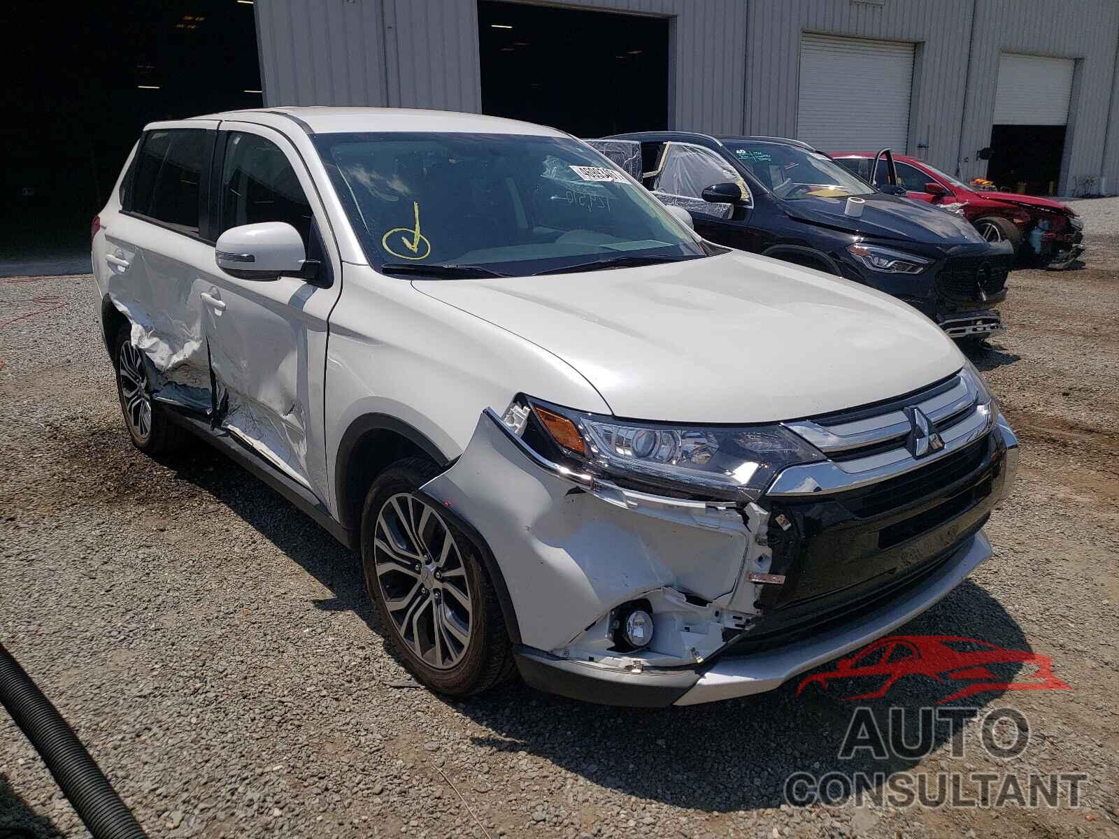 MITSUBISHI OUTLANDER 2018 - JA4AD3A35JZ036020