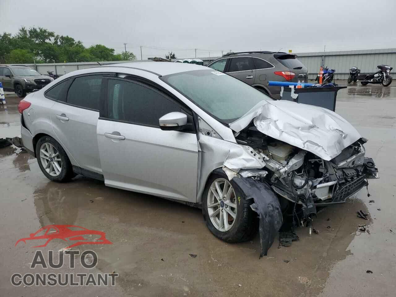 FORD FOCUS 2017 - 1FADP3F29HL222608