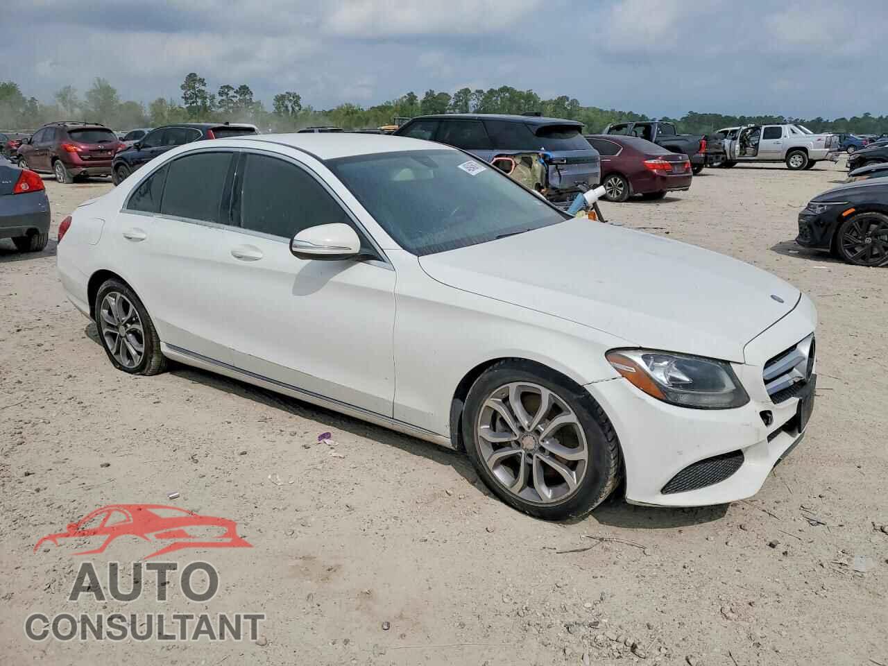 MERCEDES-BENZ C-CLASS 2015 - 55SWF4JB3FU063957