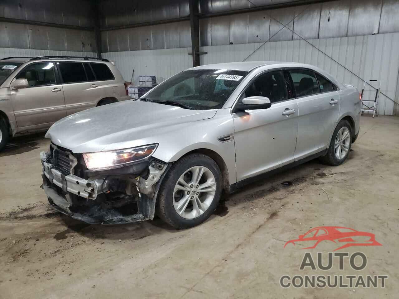 FORD TAURUS 2015 - 1FAHP2E89FG192274