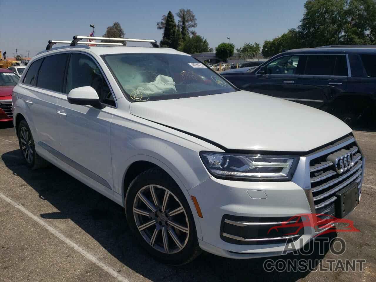 AUDI Q7 2018 - WA1LHAF72JD034672