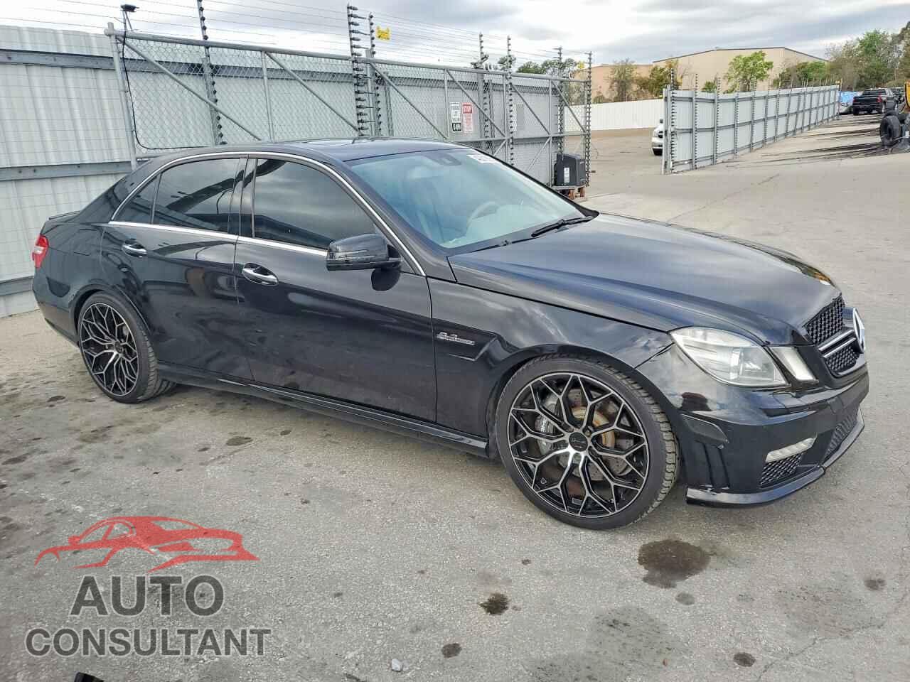MERCEDES-BENZ E-CLASS 2010 - WDDHF7HB5AA134424