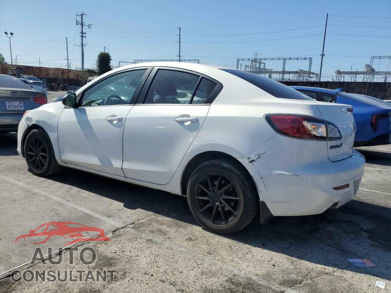 MAZDA 3 2013 - JM1BL1UP2D1748472