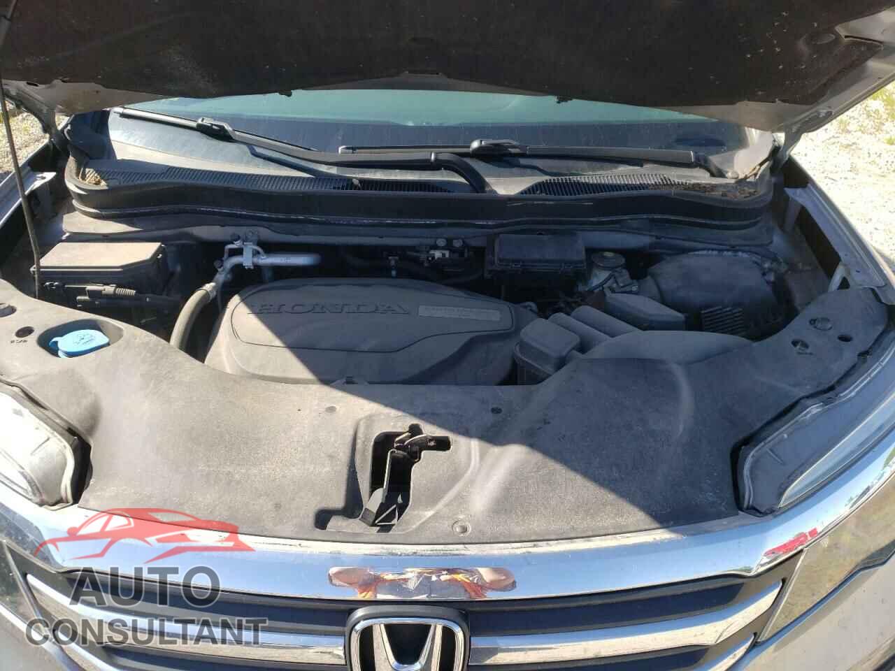 HONDA PILOT 2017 - 5FNYF6H57HB015287
